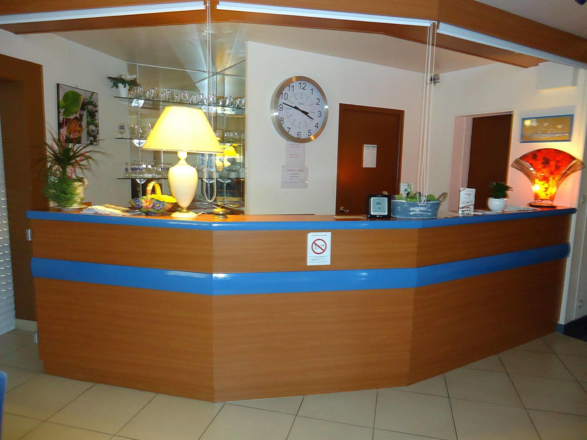 Hotel Estuaire Сен-Бревен-ле-Пен Экстерьер фото